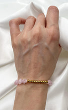 Carica l&#39;immagine nel visualizzatore di Gallery, Bracciale Quarzo Rosa e Acciaio Inossidabile Gold
