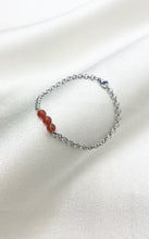 Carica l&#39;immagine nel visualizzatore di Gallery, Bracciale Corniola e Acciaio Inossidabile
