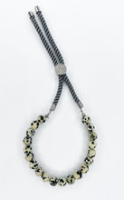 Carica l&#39;immagine nel visualizzatore di Gallery, Bracciale Diaspro Dalmata Unisex
