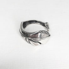 Carica l&#39;immagine nel visualizzatore di Gallery, Anello foglia Argento 925
