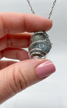 Carica l&#39;immagine nel visualizzatore di Gallery, Labradorite (Vergine, Gemelli, Leone)
