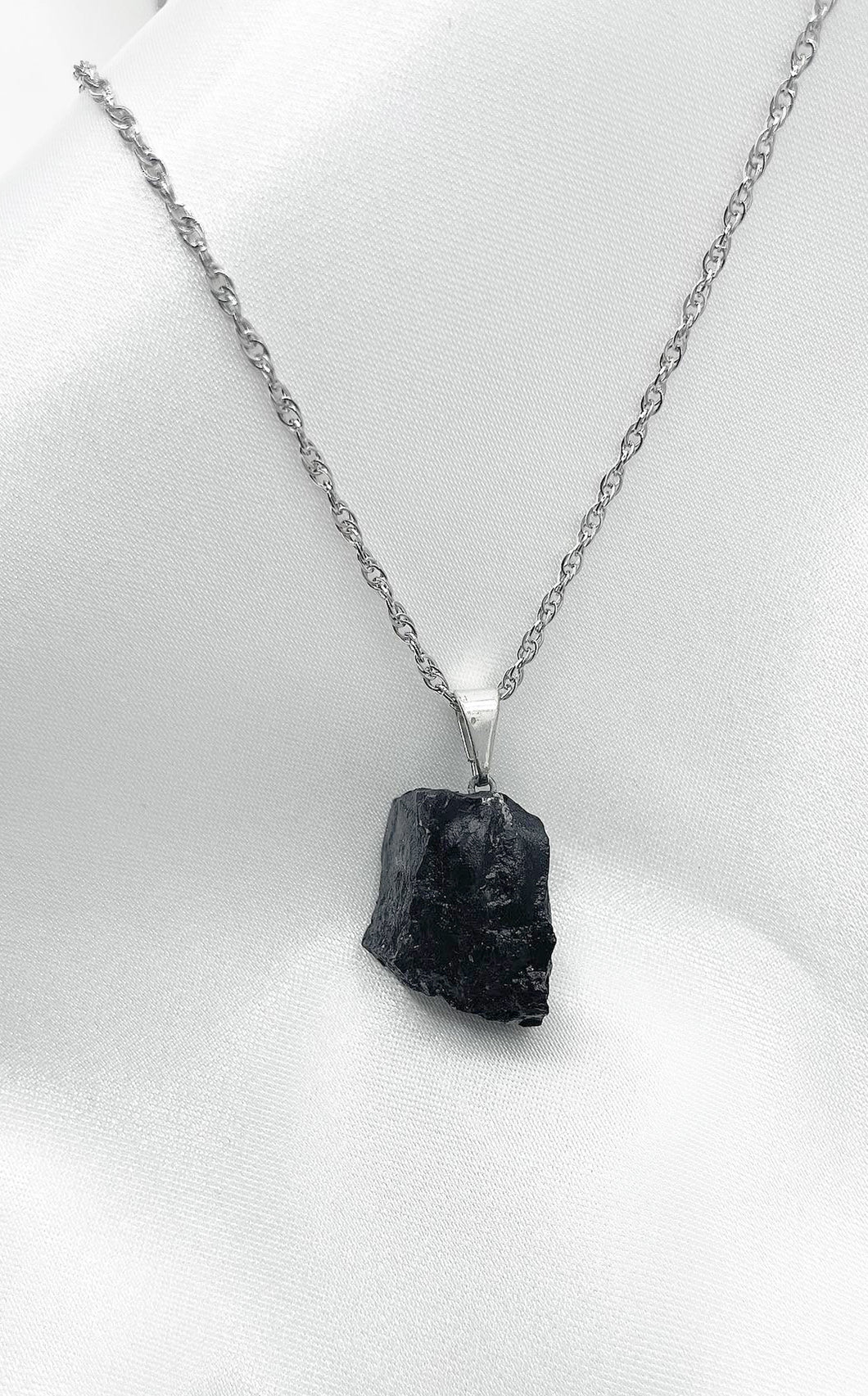 Collana Shungite