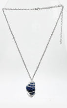 Carica l&#39;immagine nel visualizzatore di Gallery, Sodalite (Pesci)
