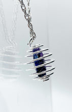Carica l&#39;immagine nel visualizzatore di Gallery, Agata Viola (Gemelli, Sagittario)
