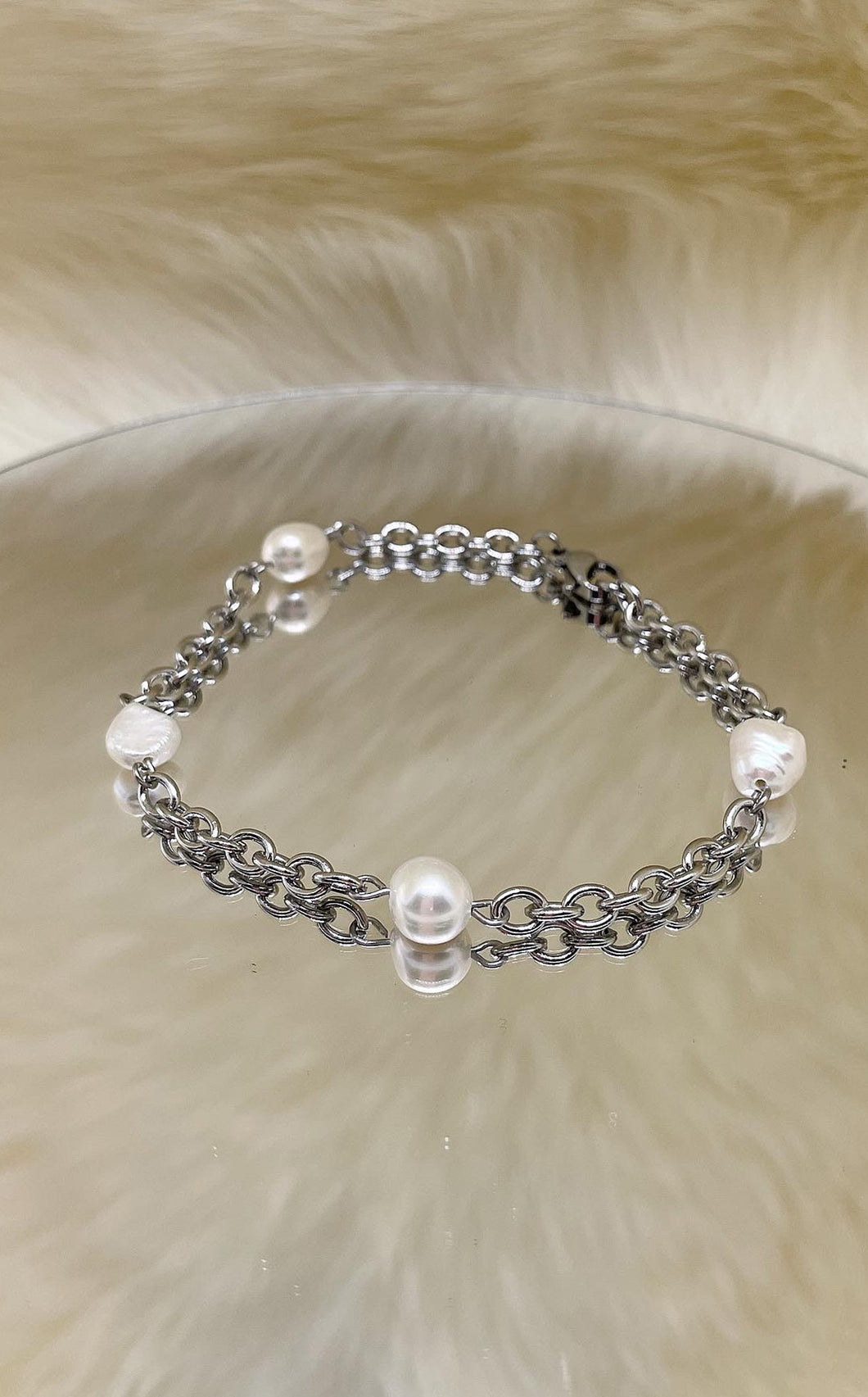 Bracciale Perle di Fiume e Acciaio Inossidabile