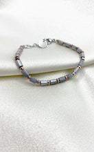 Carica l&#39;immagine nel visualizzatore di Gallery, Bracciale Ematite Unisex
