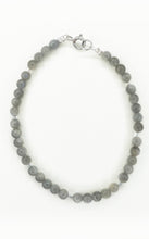 Carica l&#39;immagine nel visualizzatore di Gallery, Braccialetto Labradorite
