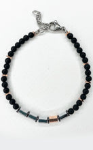 Carica l&#39;immagine nel visualizzatore di Gallery, Bracciale Unisex Tormalina, Onice, Shungite e Ematite
