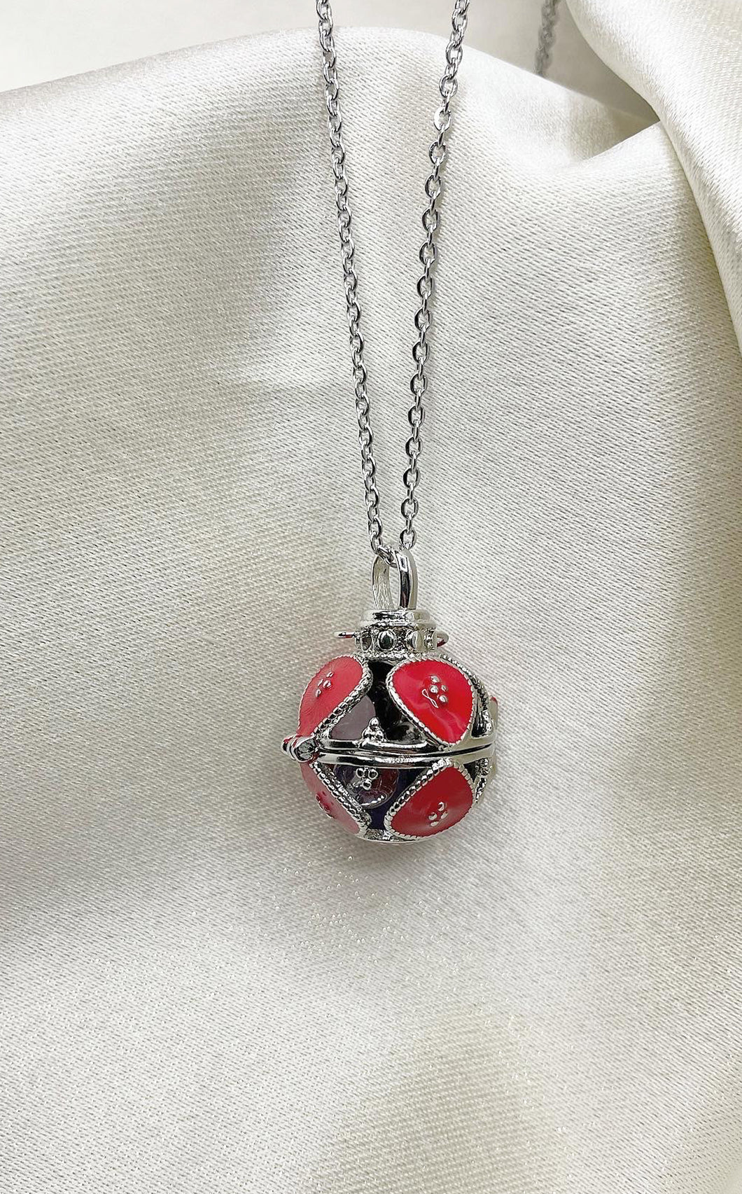 Collana Chiama Angeli Rosso