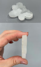 Carica l&#39;immagine nel visualizzatore di Gallery, Farfalla di Selenite
