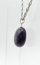 Carica l&#39;immagine nel visualizzatore di Gallery, Collana Lepidolite
