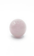Carica l&#39;immagine nel visualizzatore di Gallery, Sfera di Quarzo Rosa
