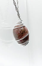 Carica l&#39;immagine nel visualizzatore di Gallery, Rodonite (Vergine)
