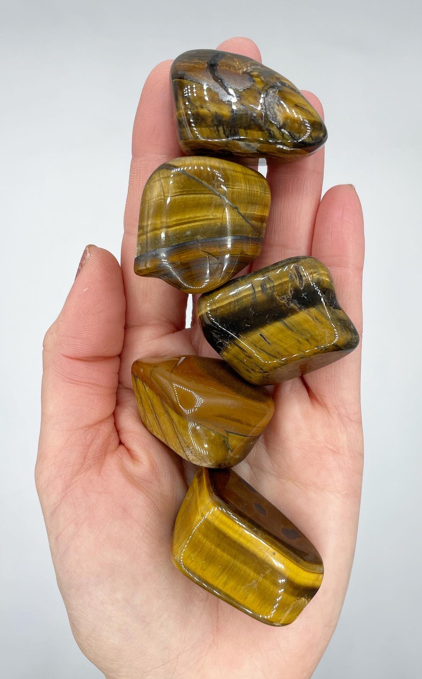 Perline di pietra semipreziosa occhio di tigre naturale rotonde da 4 mm, filo da 8 - Italia Perline di pietra semipreziosa occhio di tigre naturale rotonde da 4 mm, filo da 8 - Italia