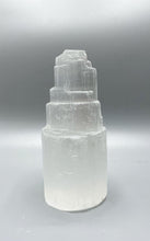 Carica l&#39;immagine nel visualizzatore di Gallery, Torre di Selenite grande
